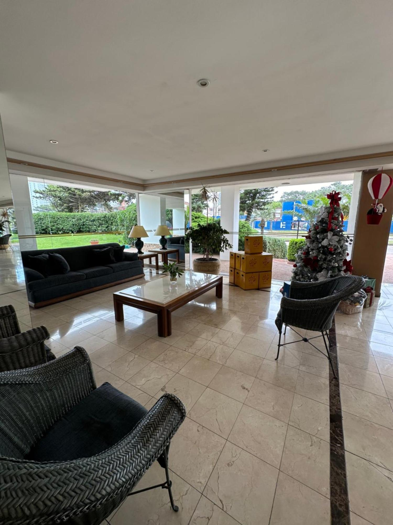 Hermoso Apartamento, Torre De Categoria Long Beach, En La Mejor Ubicacion De Пунта-дель-Эсте Экстерьер фото
