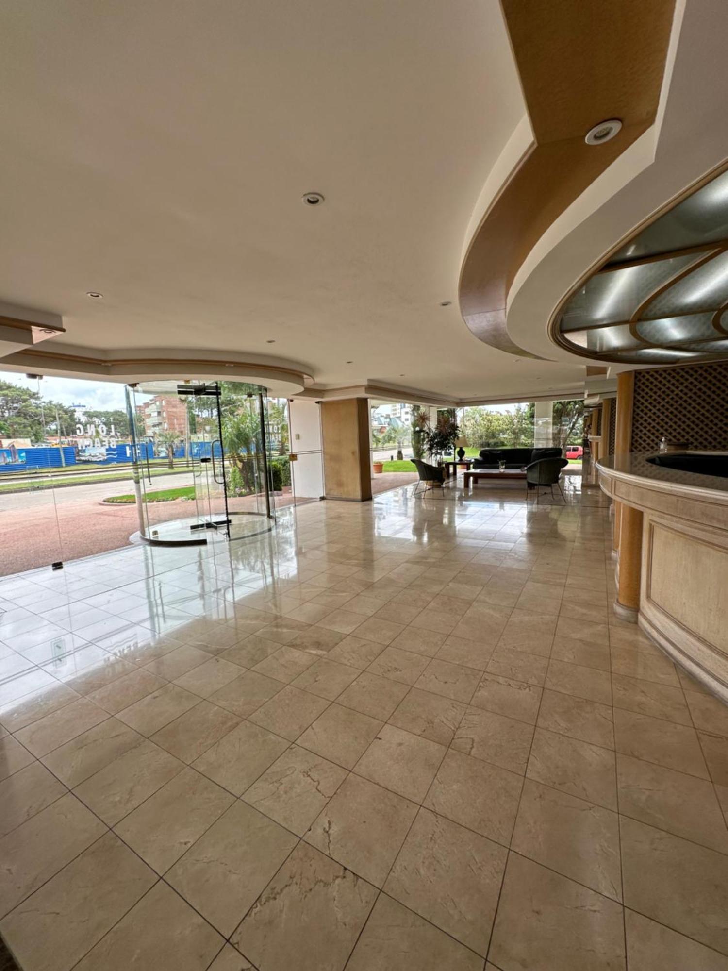 Hermoso Apartamento, Torre De Categoria Long Beach, En La Mejor Ubicacion De Пунта-дель-Эсте Экстерьер фото