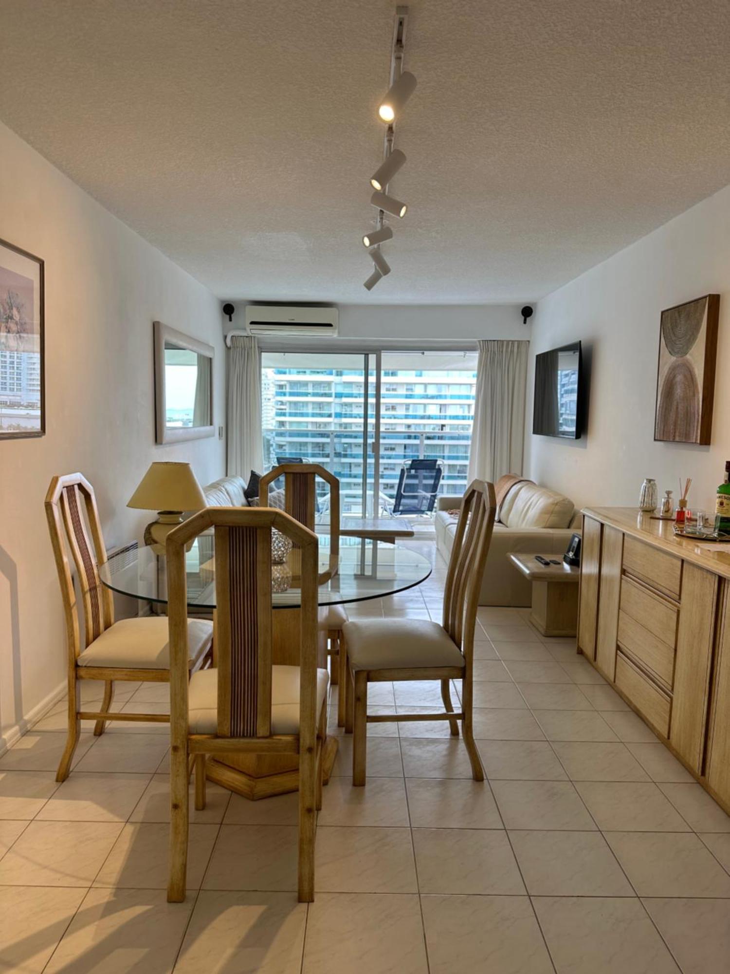 Hermoso Apartamento, Torre De Categoria Long Beach, En La Mejor Ubicacion De Пунта-дель-Эсте Экстерьер фото